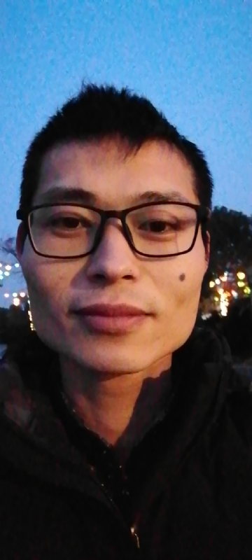 我是会飞的龙的第一张照片--襄阳中老年相亲网